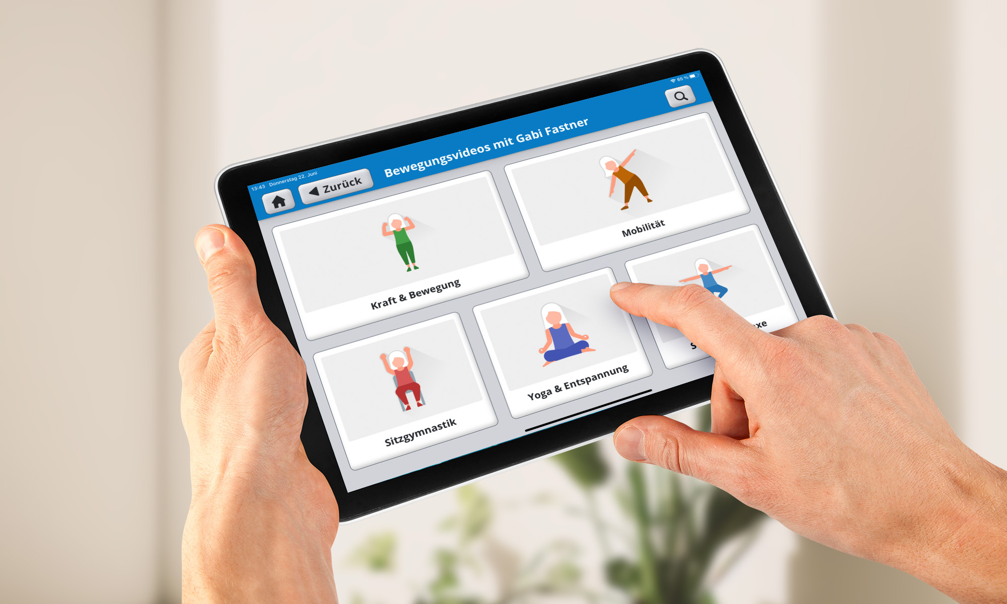 Tablet für Senioren & Angehörige, das Bewegungsangebote zeigt